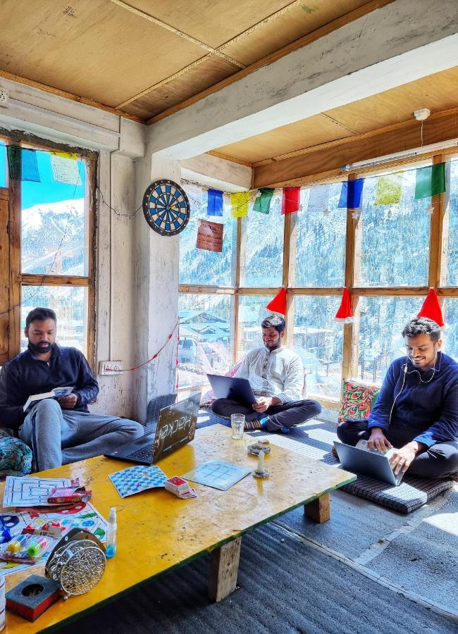 LAP Stays - Wanderer's Nest Chitkul Exterior foto