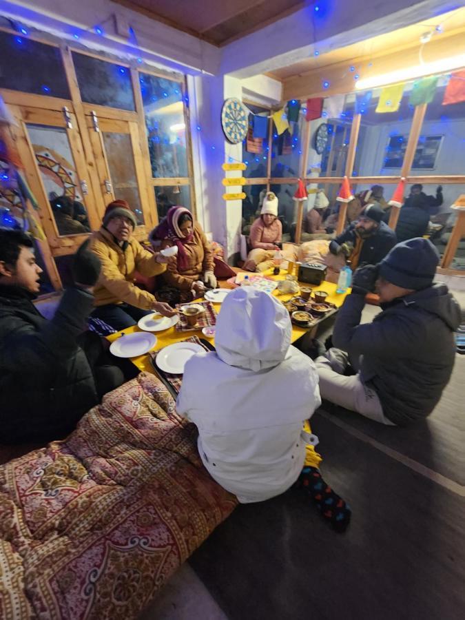 LAP Stays - Wanderer's Nest Chitkul Exterior foto