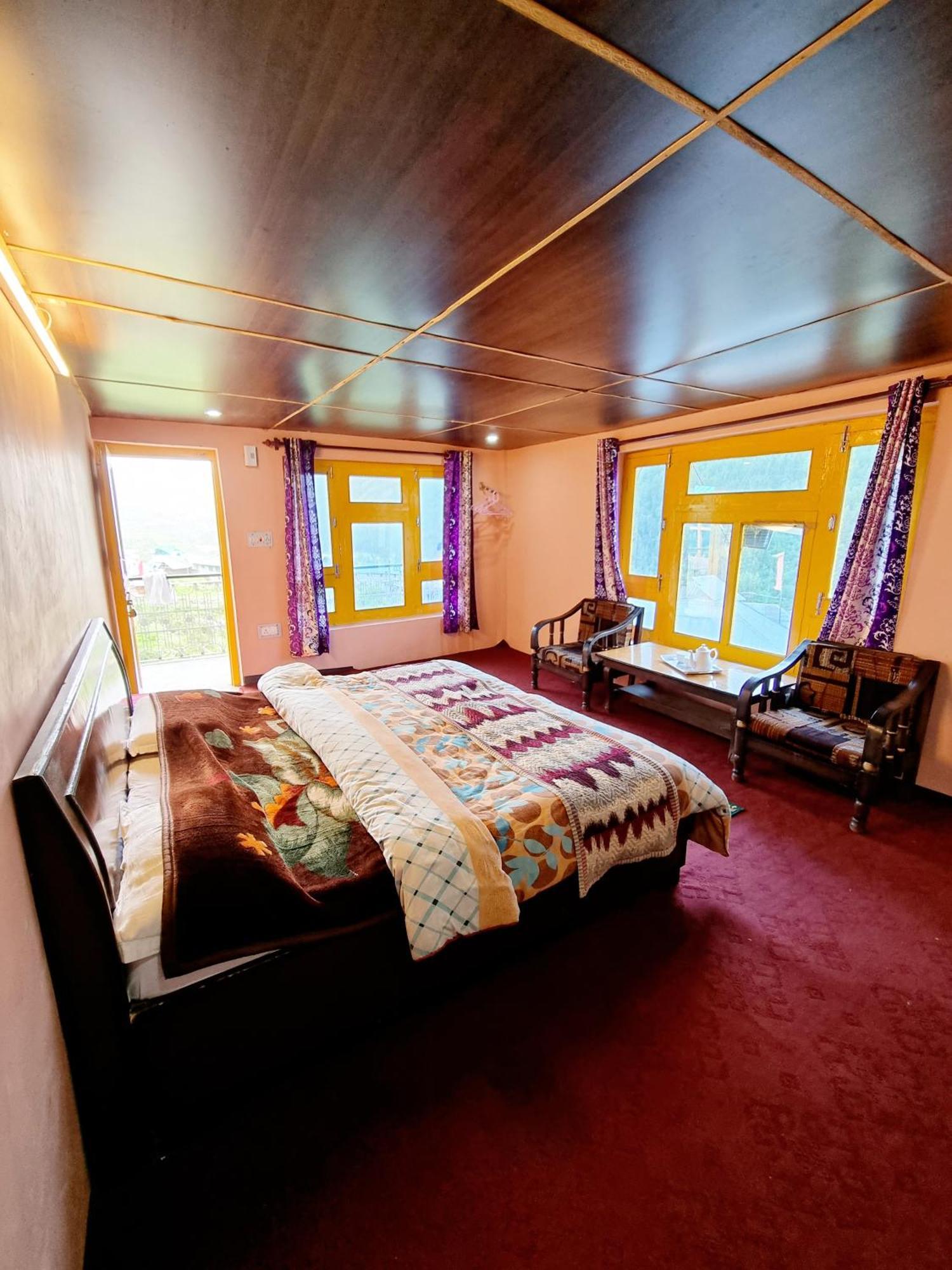 LAP Stays - Wanderer's Nest Chitkul Zimmer foto