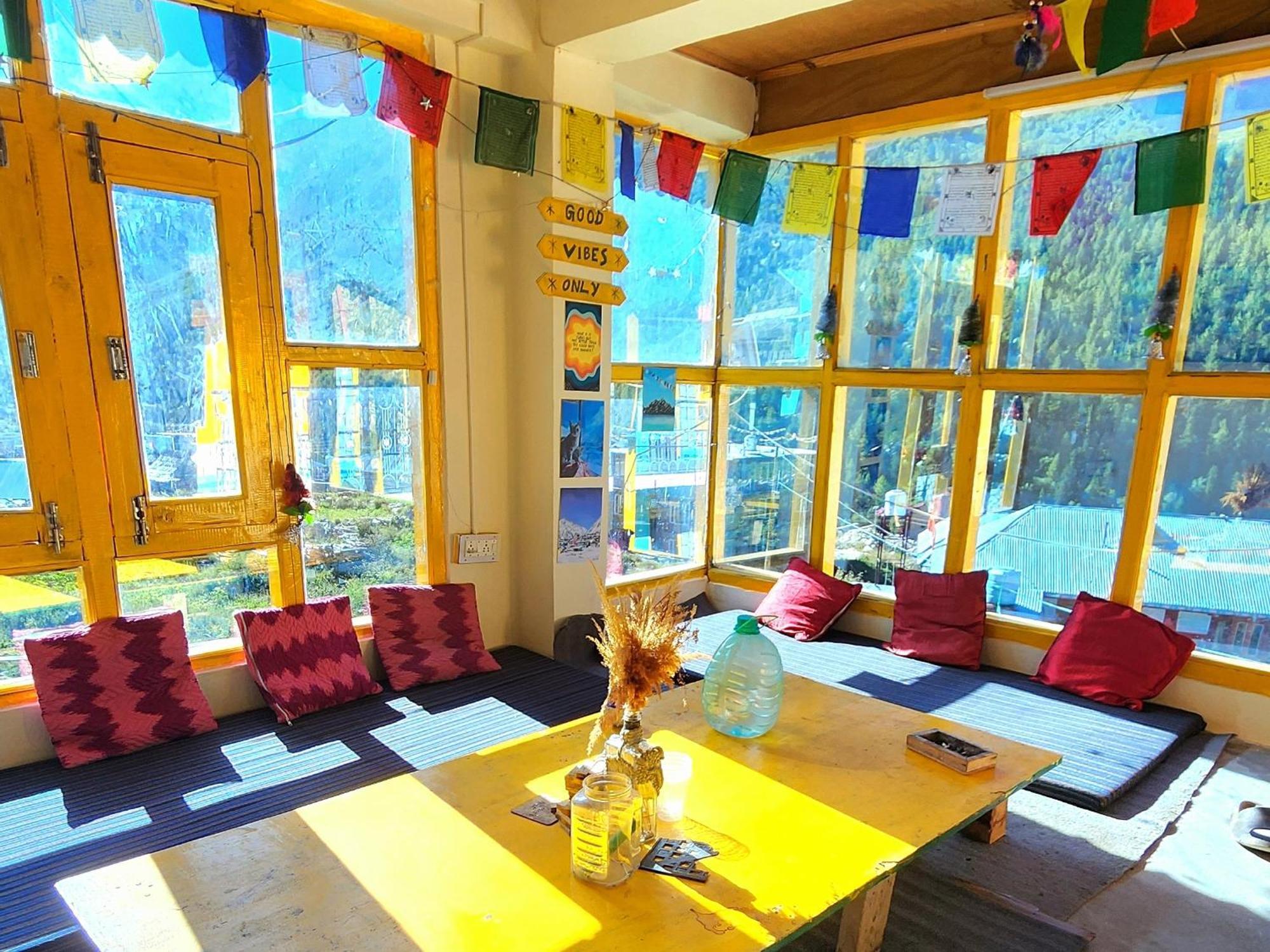 LAP Stays - Wanderer's Nest Chitkul Exterior foto